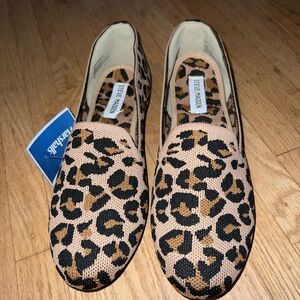 Steve Madden “Sabin” leopard flat size 8.5